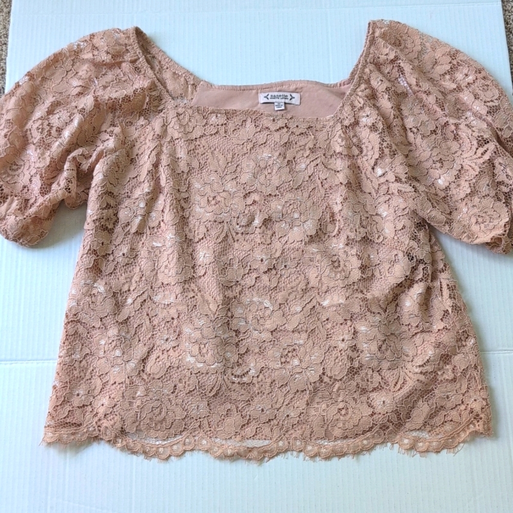 Nanette Lapore Blush Floral Overlay Short Puff Sleeve Top Size Medium